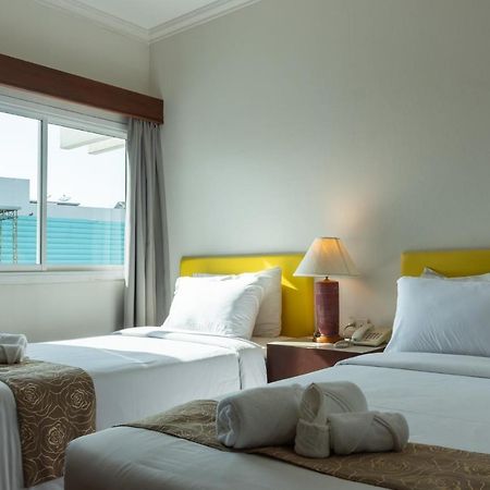 Mayflower Grand Hotel Korat Nakhonratchasima Esterno foto